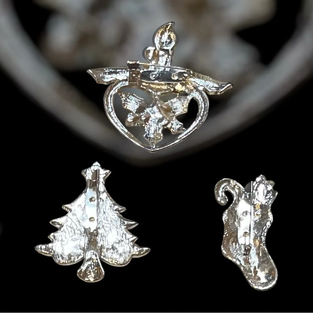 Christmas Brooches (3) NOS